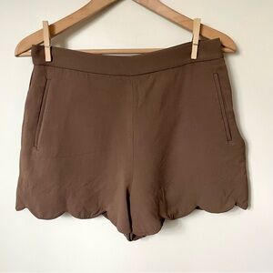 Aritzia Wilfred Arbre Scalloped Hem Shorts Brown